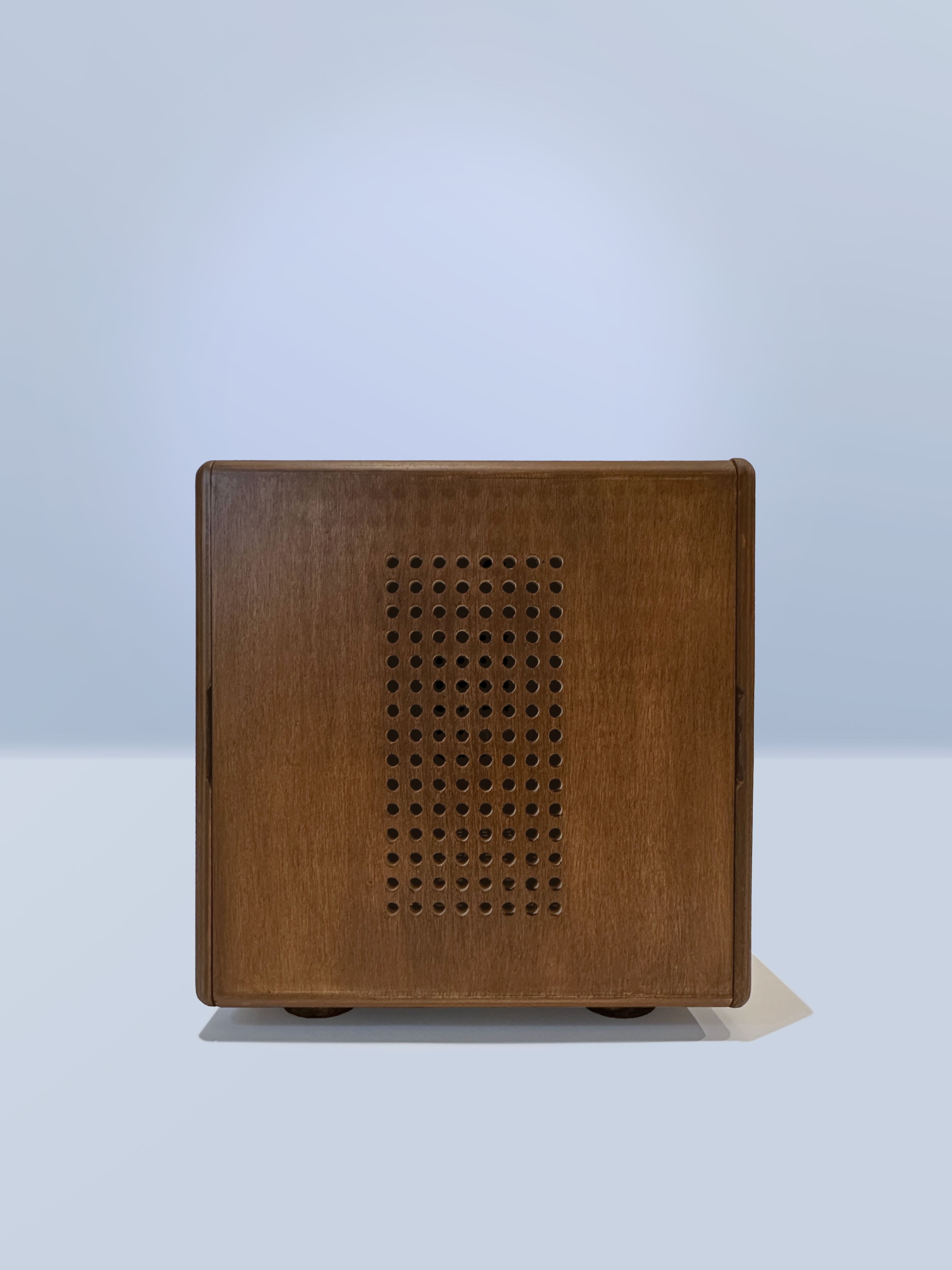 Kair 4-Fan · side view